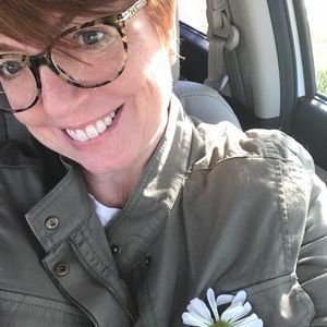 Meet your Posher, Kelly